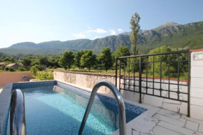 Tomić apartmani sa bazenom